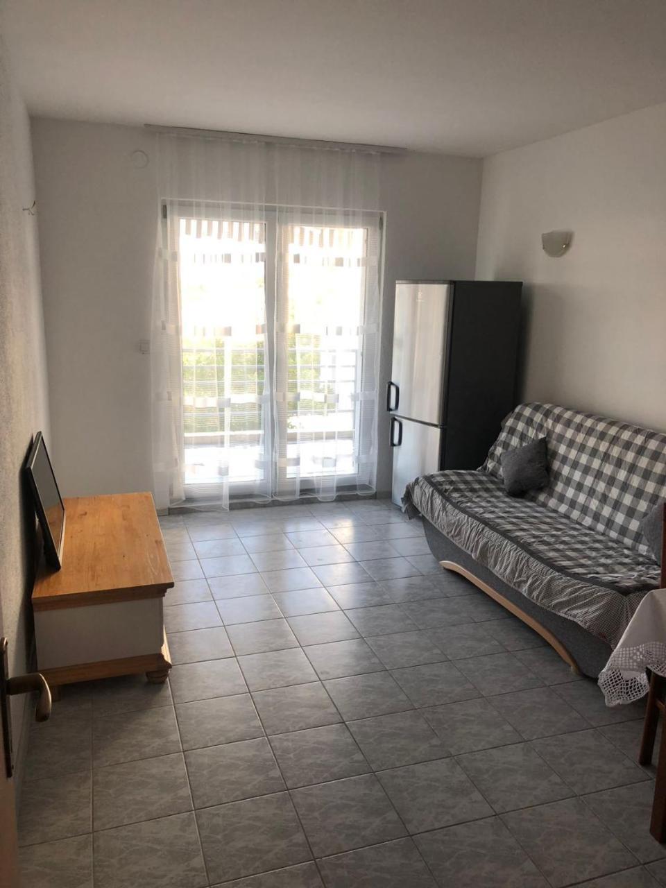 Apartman Ylli Nečujam Exterior foto